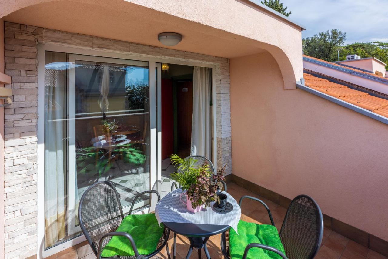 Apartment Riky Crikvenica Esterno foto